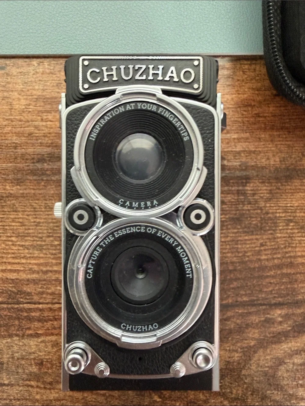 CHUZHAO Twin-Lens Retro Camera with Black Mobile Lens Accessory Kit